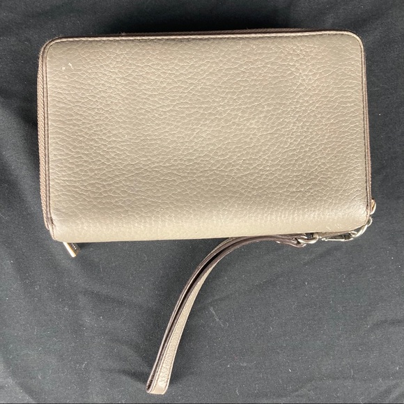 Michael Kors double zip around leather wristlet - Picture 6 of 13